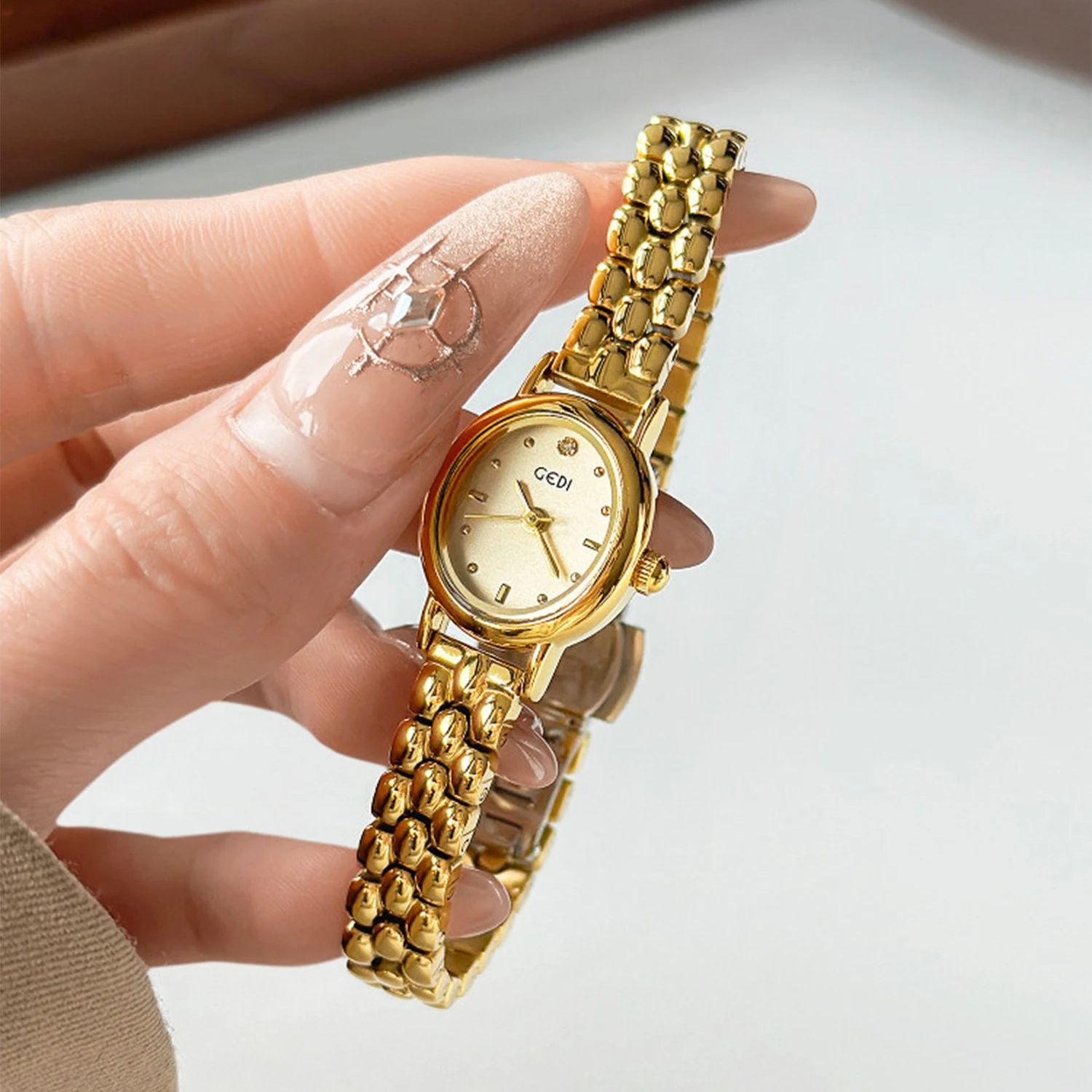 Damski zegarek luksusowej mark – Luxury Watch On Sale recenzja i cena