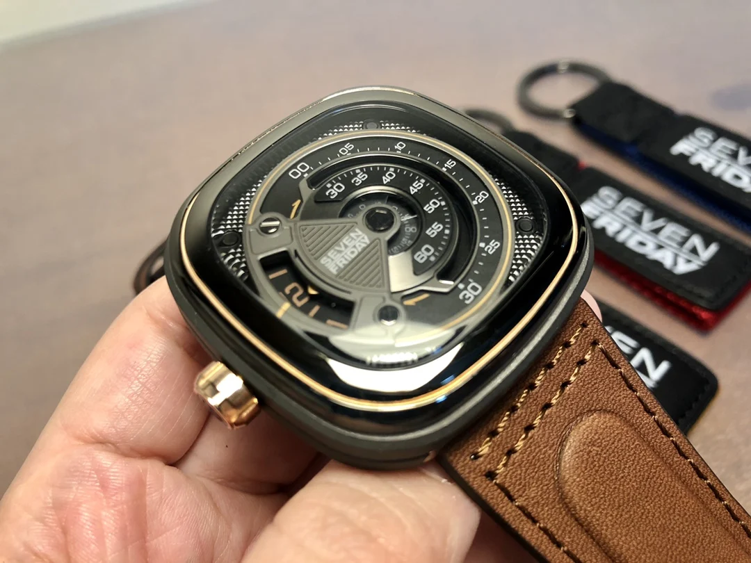 SEVEN FRIDAY zegarek M2B/01 mę – Luxury Watch Winder recenzja i cena