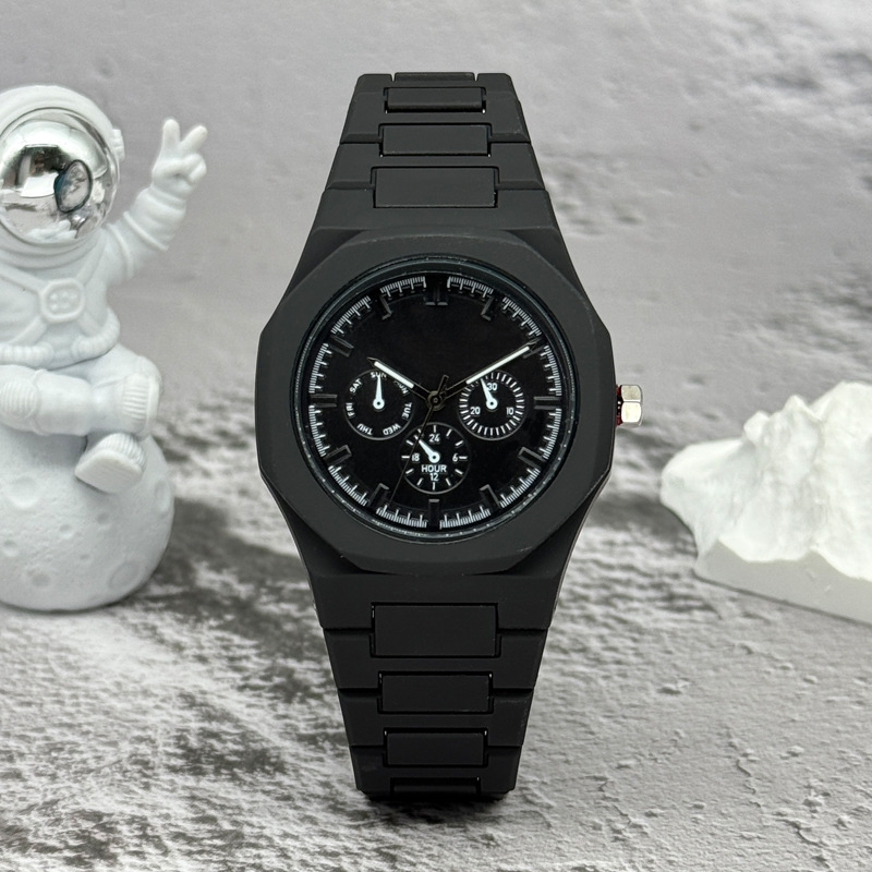 Zegarek damski i męski znanej  – Luxury Watch Market recenzja i cena